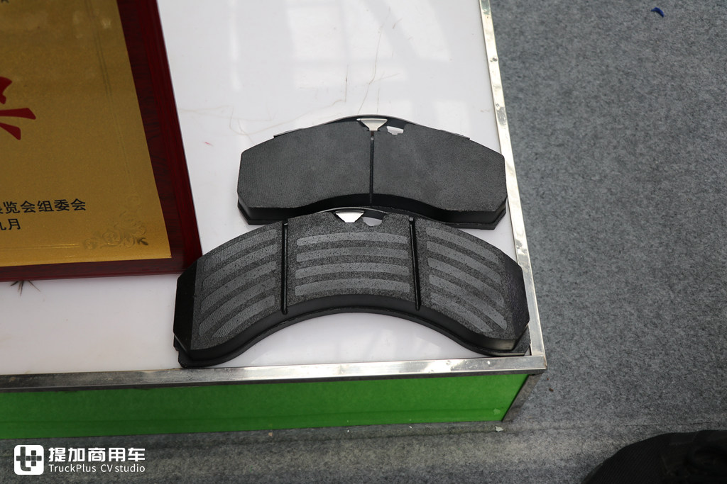 从车桥、悬架到刹车系统,都自主打造,带您看锣响挂车的超强产品阵容 - 第2张 - 提加商用车网 从车桥、悬架到刹车系统,都自主打造,带您看锣响挂车的超强产品阵容 - 第2张