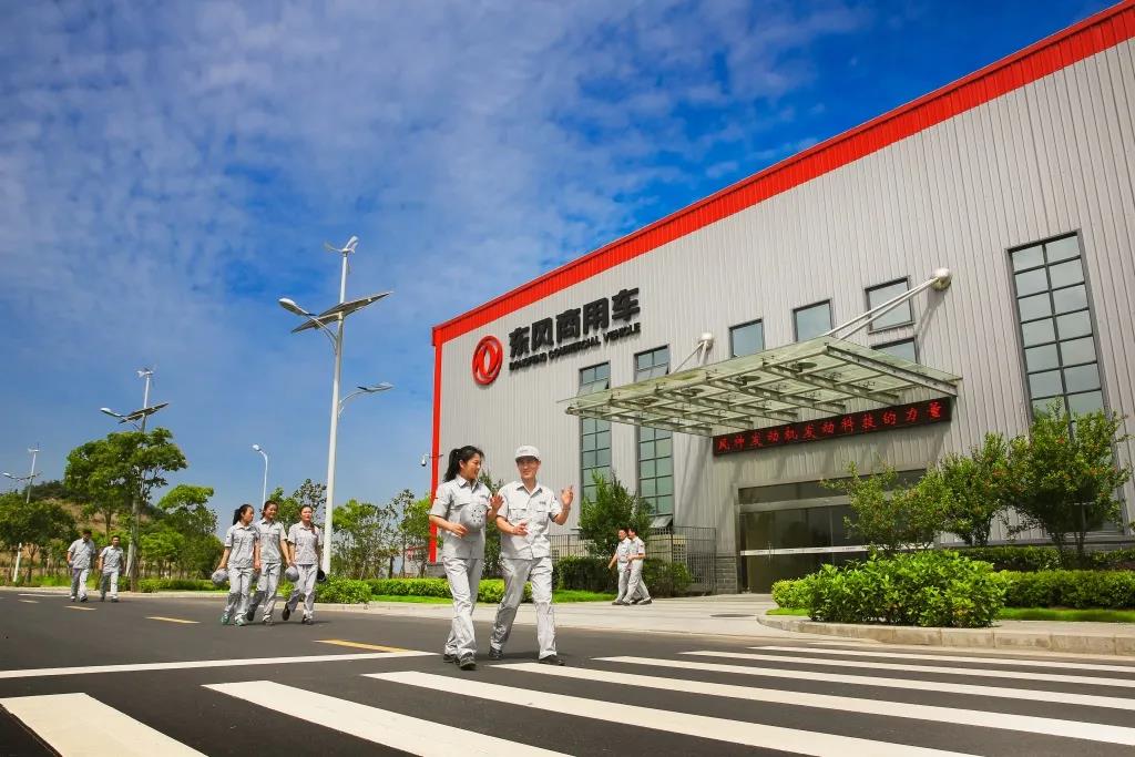 两周岁的东风龙擎动力,许了个心愿… - 第1张 - 提加商用车网 两周岁的东风龙擎动力,许了个心愿… - 第1张