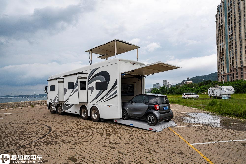 豪沃T7H底盘打造的A型房车实拍,售价600万上下,啥配置卖这么贵? - 第10张 - 提加商用车网 豪沃T7H底盘打造的A型房车实拍,售价600万上下,啥配置卖这么贵? - 第10张