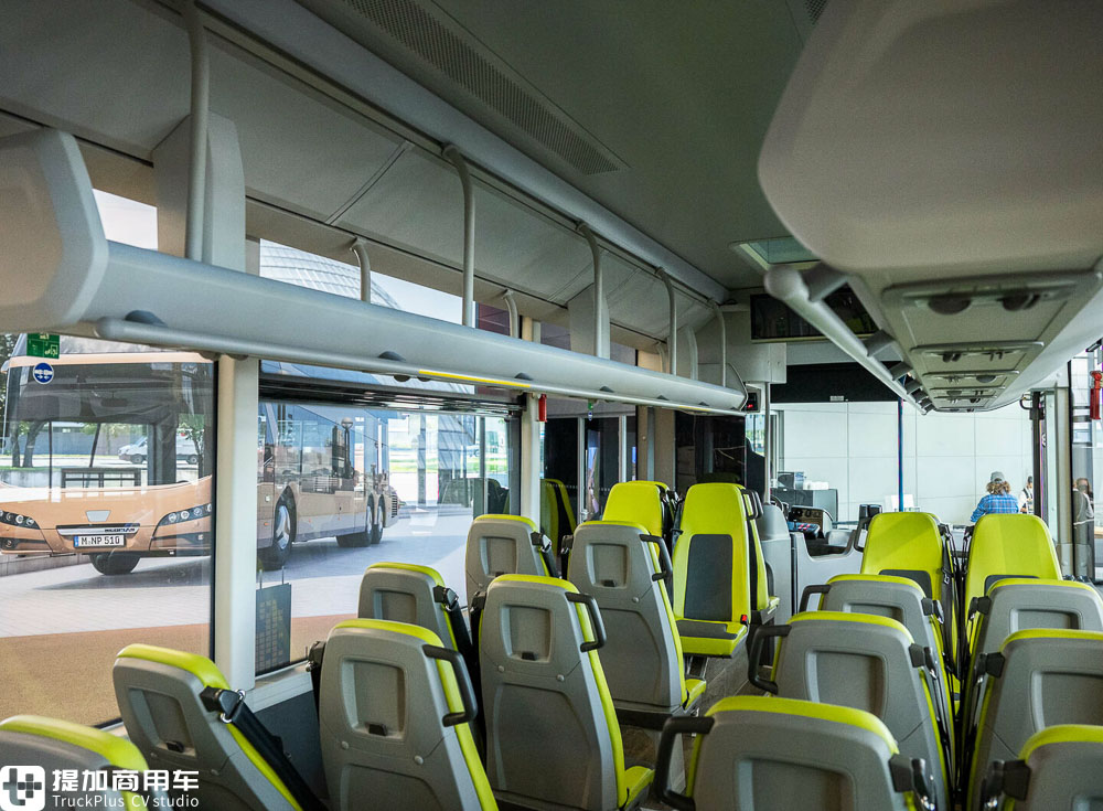 全新设计语言,更多科技配置,曼恩Lion’s Intercity LE客车“浴火重生” - 第14张 - 提加商用车网 全新设计语言,更多科技配置,曼恩Lion’s Intercity LE客车“浴火重生” - 第14张