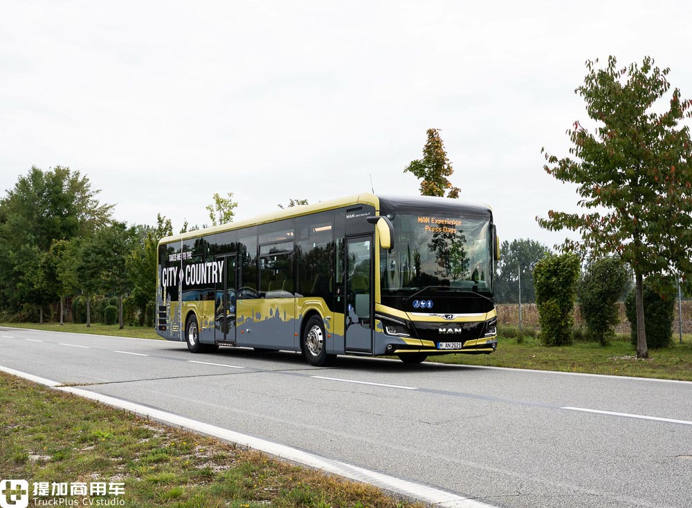 全新设计语言,更多科技配置,曼恩Lion’s Intercity LE客车“浴火重生” - 第3张 - 提加商用车网 全新设计语言,更多科技配置,曼恩Lion’s Intercity LE客车“浴火重生” - 第3张