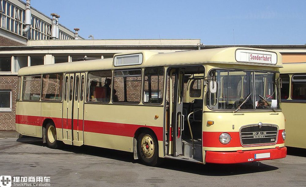 世界上第一台电动城市客车,1970年面世的曼恩750 HO-M10 E小科普 - 第6张 - 提加商用车网 世界上第一台电动城市客车,1970年面世的曼恩750 HO-M10 E小科普 - 第6张