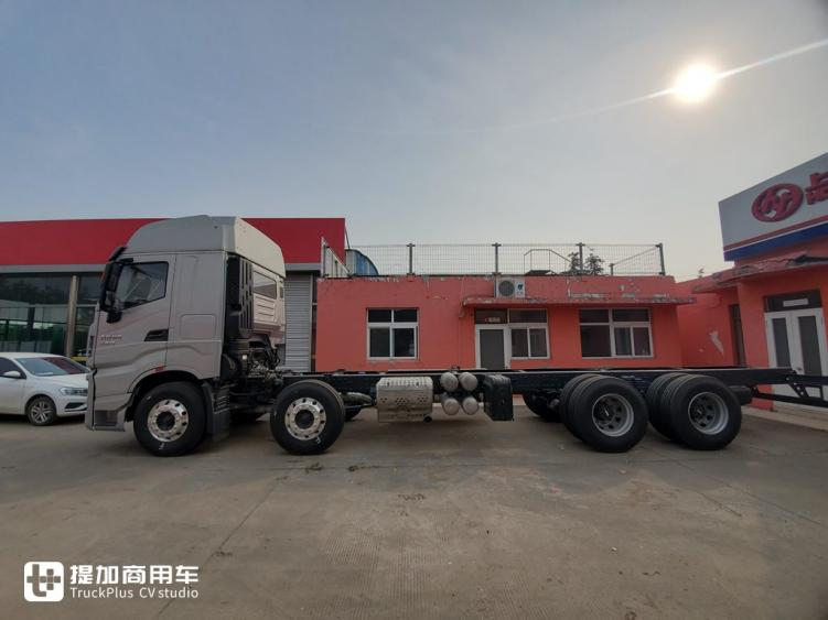 绿通选车不迷茫,时尚、高效还省油,红岩杰狮H6旗舰载货车实拍 - 第20张 - 提加商用车网 绿通选车不迷茫,时尚、高效还省油,红岩杰狮H6旗舰载货车实拍 - 第20张