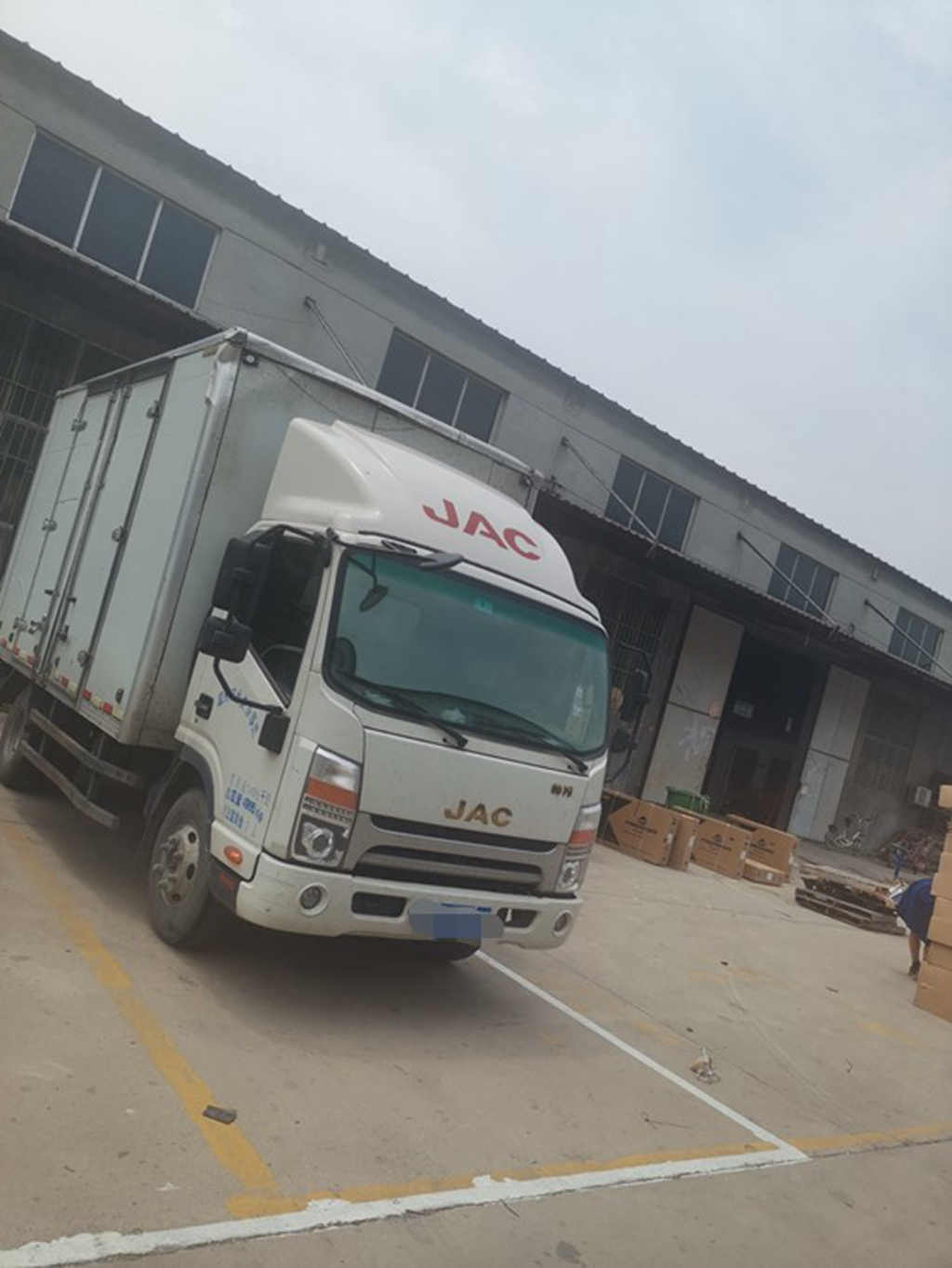 超100万公里无大修 王师傅这台帅铃里程表停在了999999 - 第3张