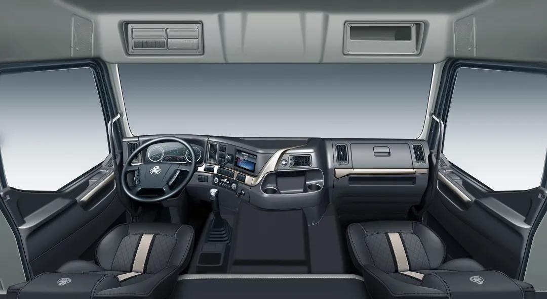 大马力+自动挡,乘龙H7自动挡快递车,助你无忧应对双11! - 第4张 - 提加商用车网 大马力+自动挡,乘龙H7自动挡快递车,助你无忧应对双11! - 第4张