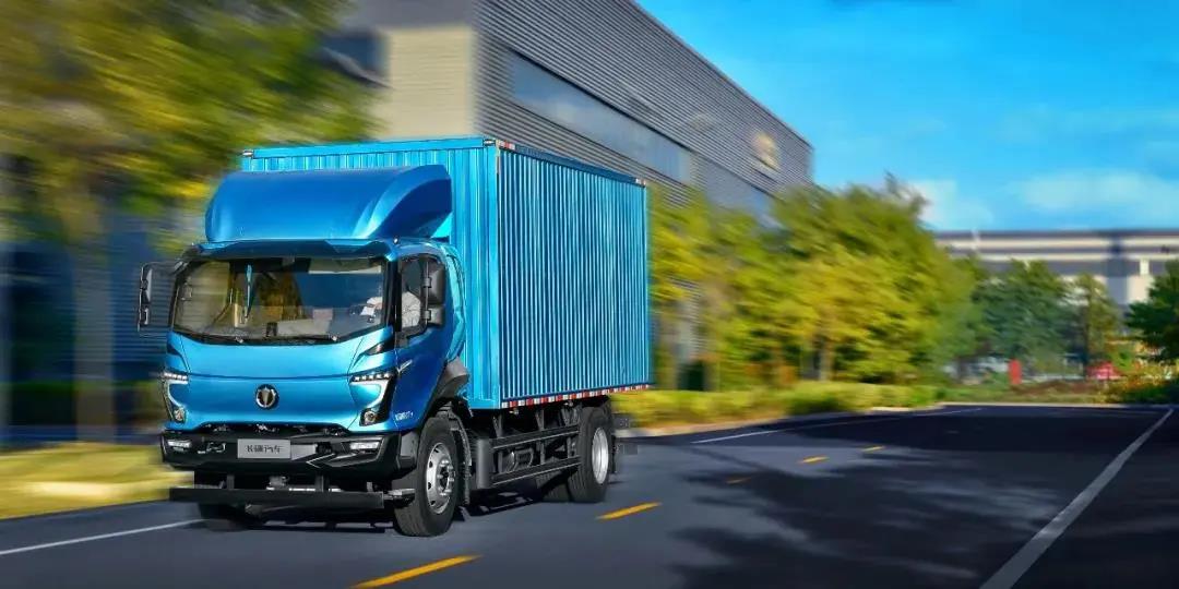 围观“OMG式”飞碟汽车测评,太上头了! - 第3张 - 提加商用车网 围观“OMG式”飞碟汽车测评,太上头了! - 第3张