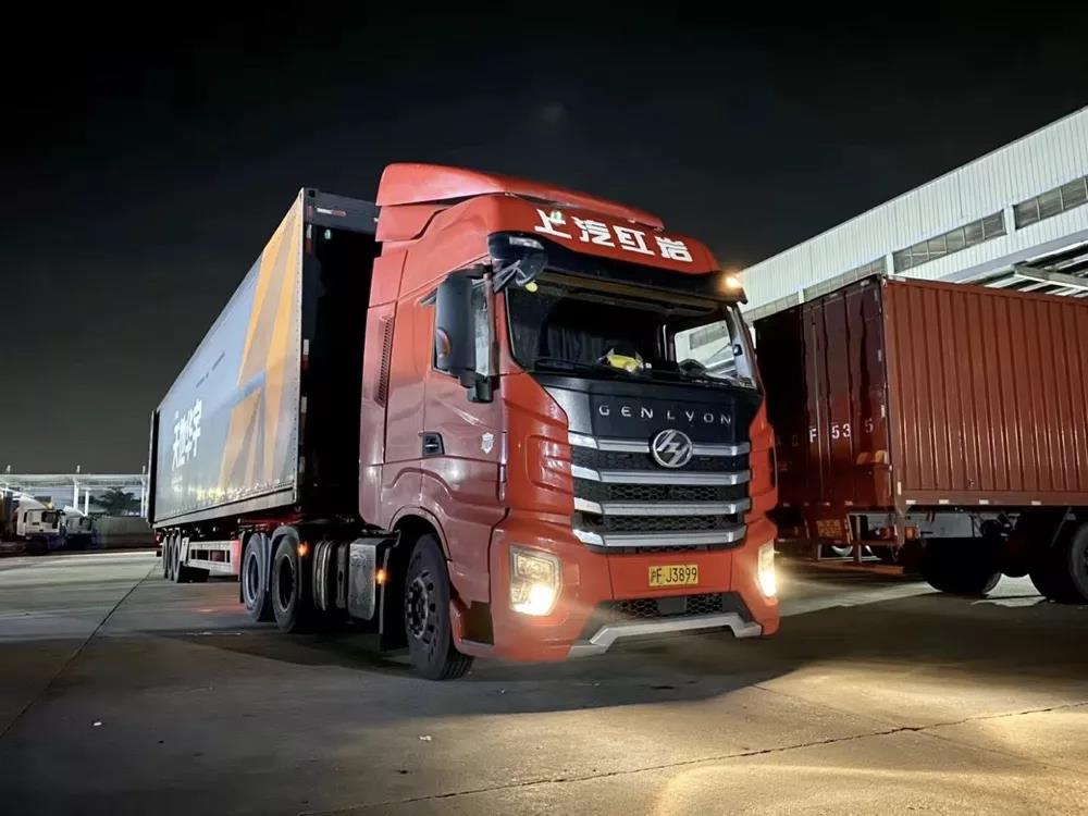 一个月跑4万多公里,上汽红岩杰狮H6是如何做到的? - 第2张 - 提加商用车网 一个月跑4万多公里,上汽红岩杰狮H6是如何做到的? - 第2张