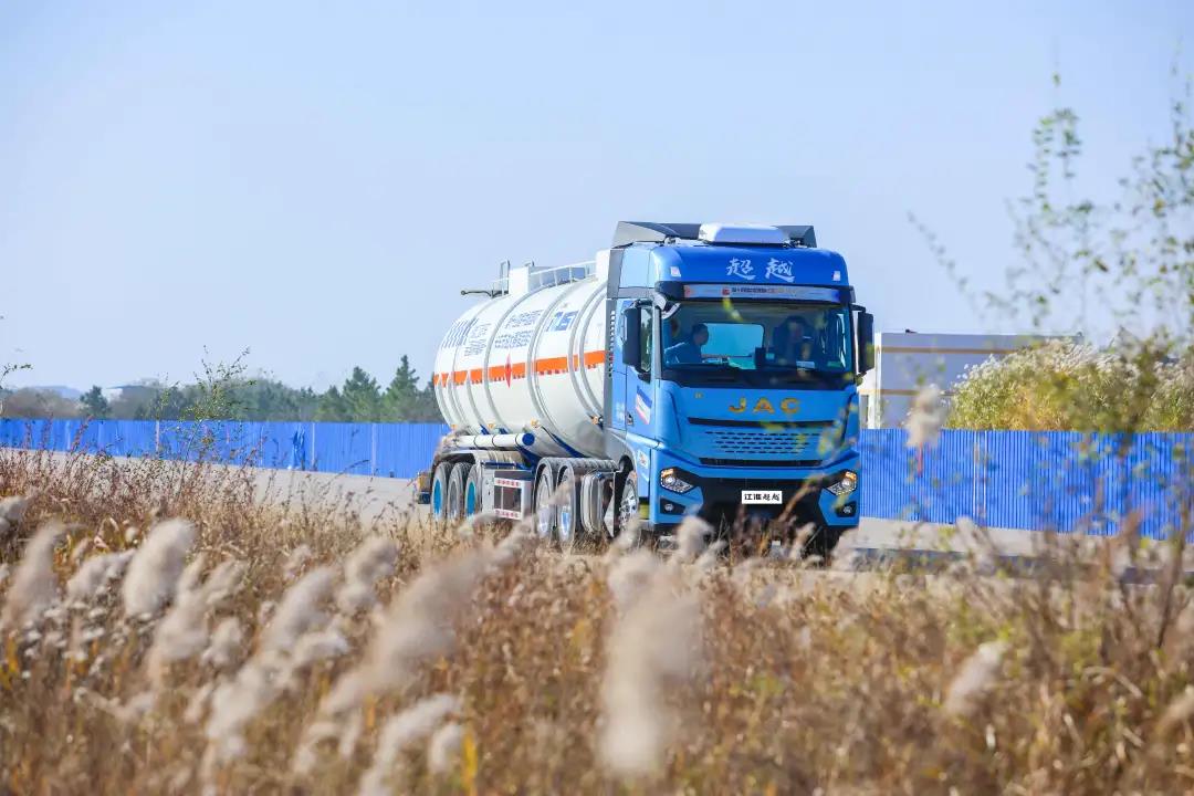 第十四届中国国际卡车节油大赛 江淮超越Q7首秀! - 第6张 - 提加商用车网 第十四届中国国际卡车节油大赛 江淮超越Q7首秀! - 第6张