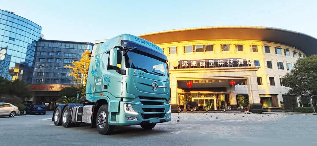 高效干线物流专家很忙 高端重卡东风天龙GX交车不断 - 第3张 - 提加商用车网 高效干线物流专家很忙 高端重卡东风天龙GX交车不断 - 第3张