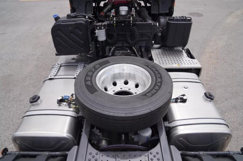 乘龙H7陆航版,5大运输难题轻松搞定,助你征战干线物流! - 第3张 - 提加商用车网 乘龙H7陆航版,5大运输难题轻松搞定,助你征战干线物流! - 第3张