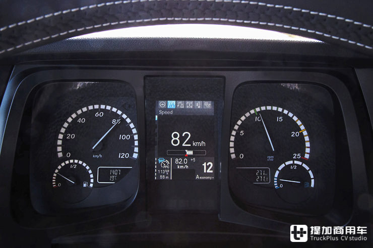 即将国产的奔驰卡车可能就有它?Actros F到底有多“经济”,实拍带您好好看看 - 第12张 - 提加商用车网 即将国产的奔驰卡车可能就有它?Actros F到底有多“经济”,实拍带您好好看看 - 第12张