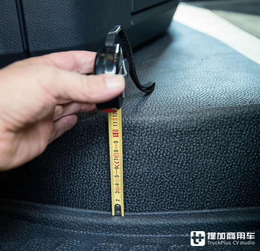 即将国产的奔驰卡车可能就有它?Actros F到底有多“经济”,实拍带您好好看看 - 第15张 - 提加商用车网 即将国产的奔驰卡车可能就有它?Actros F到底有多“经济”,实拍带您好好看看 - 第15张