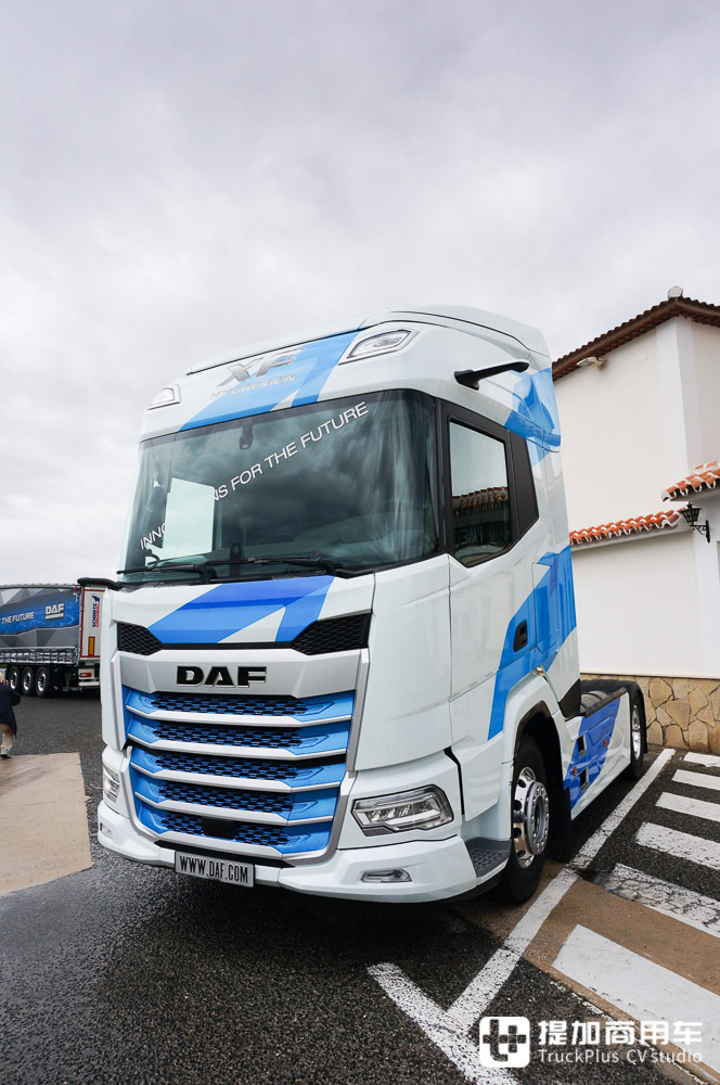 不用电池，只有氢内燃机，带您看看荷兰达夫怎么做氢燃料卡车 - 第3张