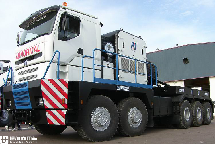 10X10驱动最大牵引600吨,工作十余年性能依然坚挺,再带您看一辆尼古拉斯Tractomas牵引车 - 第4张 - 提加商用车网 10X10驱动最大牵引600吨,工作十余年性能依然坚挺,再带您看一辆尼古拉斯Tractomas牵引车 - 第4张