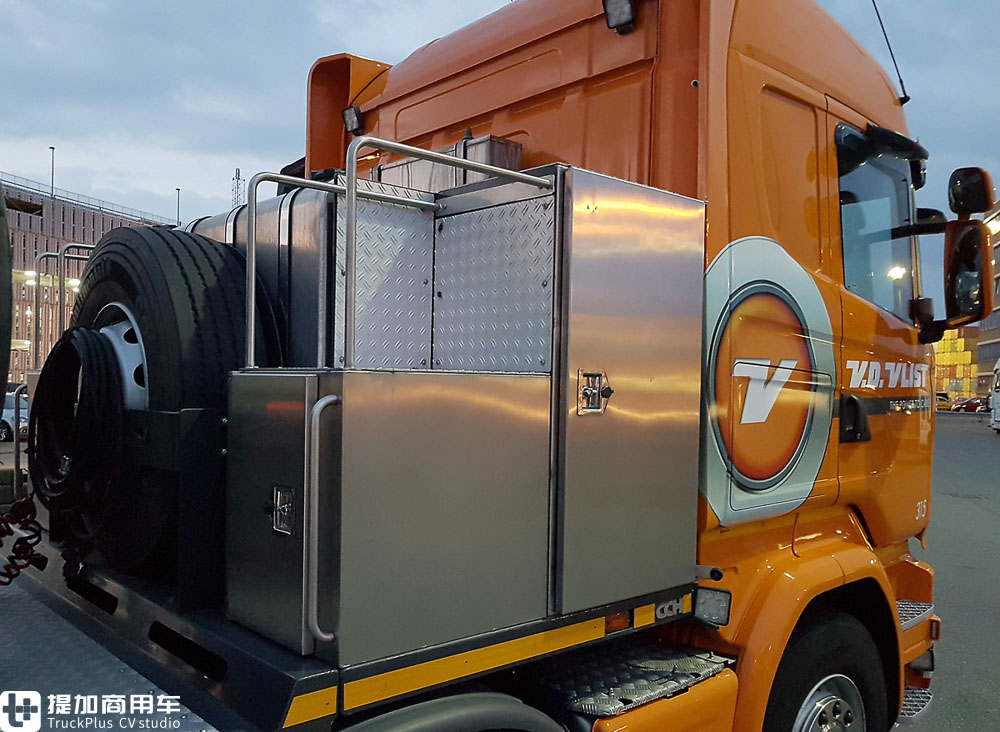 车头和挂车都十分独特 带你看V.D.VLIST公司的斯堪尼亚R490五轴大件车 - 第8张 - 提加商用车网 车头和挂车都十分独特 带你看V.D.VLIST公司的斯堪尼亚R490五轴大件车 - 第8张