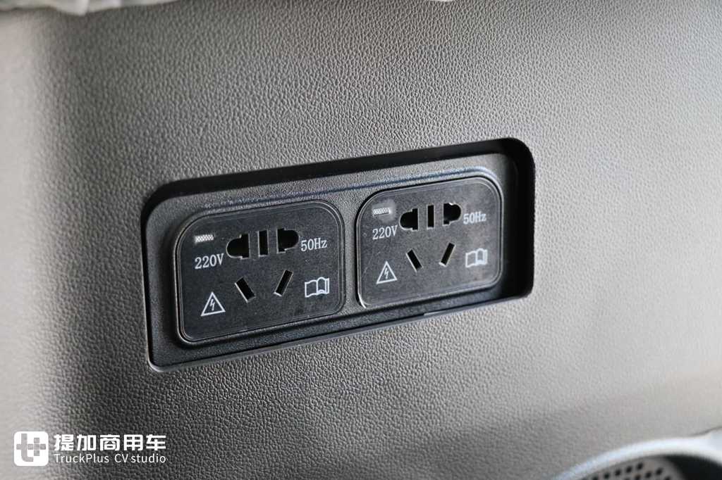 速比低至2.533,性能舒适性不输进口卡车,陕汽德龙X6000快递版配置真强悍 - 第23张 - 提加商用车网 速比低至2.533,性能舒适性不输进口卡车,陕汽德龙X6000快递版配置真强悍 - 第23张