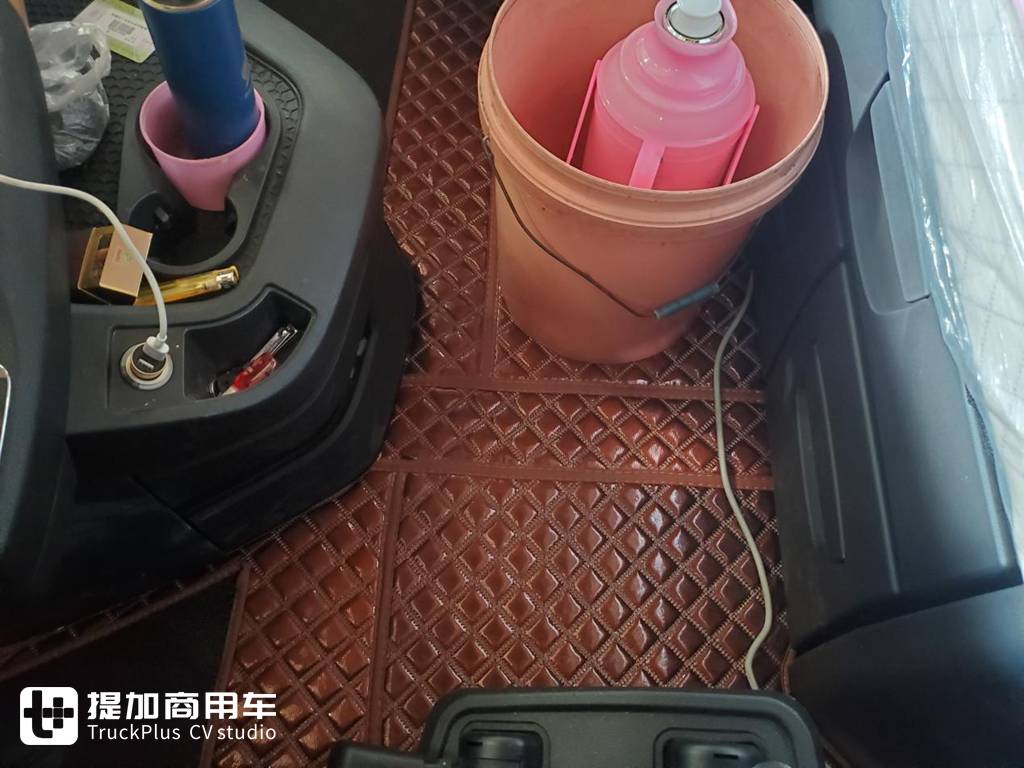 好车就是不一样,提了德龙X6000,王师傅说他的卡车生活发生了很多改变 - 第9张 - 提加商用车网 好车就是不一样,提了德龙X6000,王师傅说他的卡车生活发生了很多改变 - 第9张