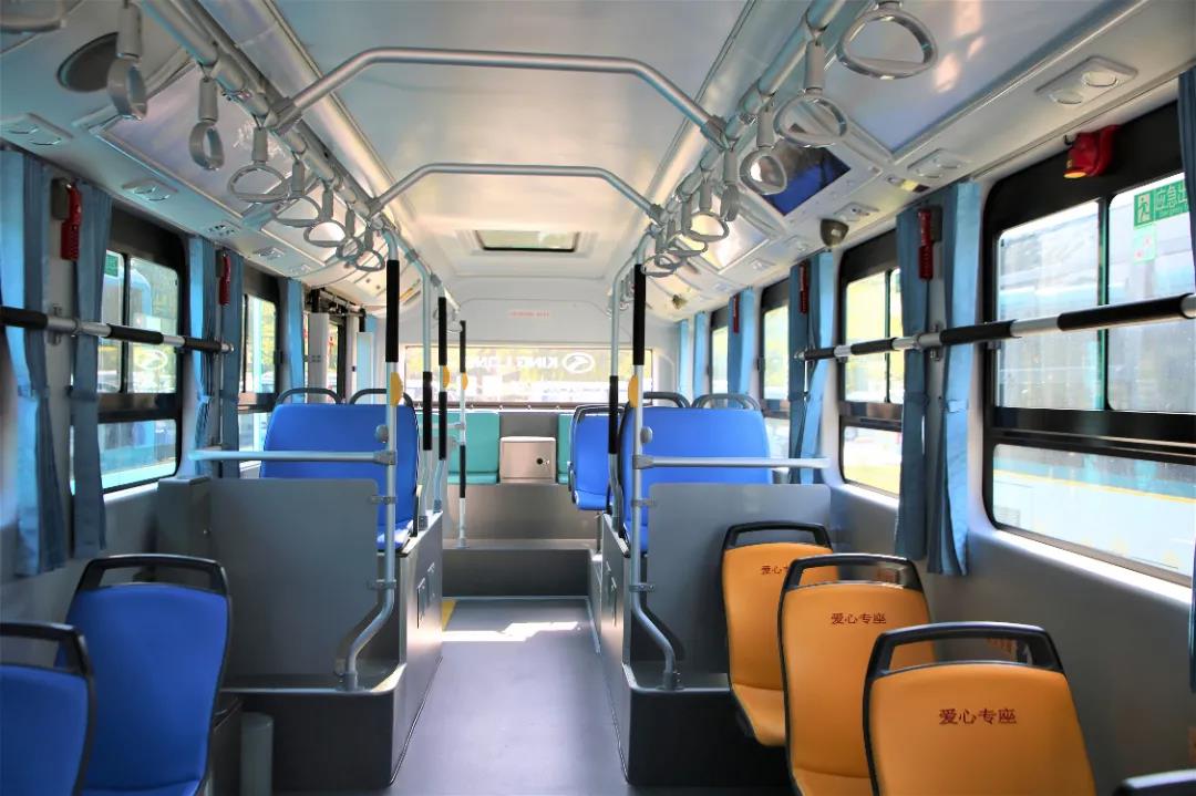 共建“诗画浙江”,金龙碳纤维新能源巴士交付海盐公交 - 第3张 - 提加商用车网 共建“诗画浙江”,金龙碳纤维新能源巴士交付海盐公交 - 第3张