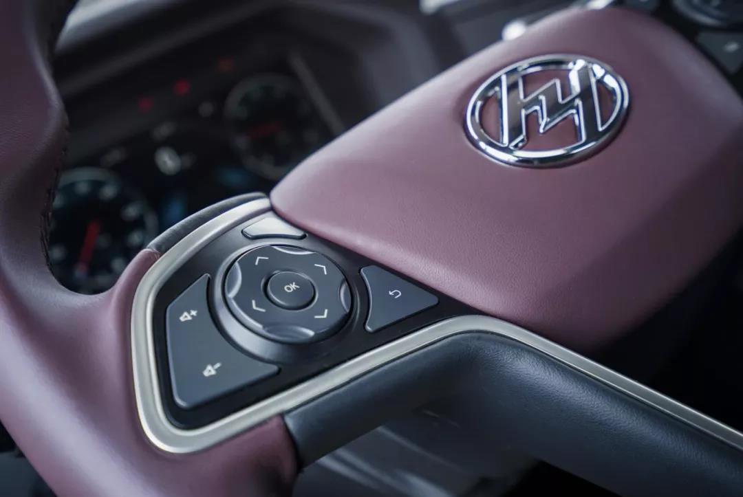 高效动力+人性化驾乘设计,长途干线运输车型:上汽红岩杰狮H6牵引车实测 - 第5张 - 提加商用车网 高效动力+人性化驾乘设计,长途干线运输车型:上汽红岩杰狮H6牵引车实测 - 第5张