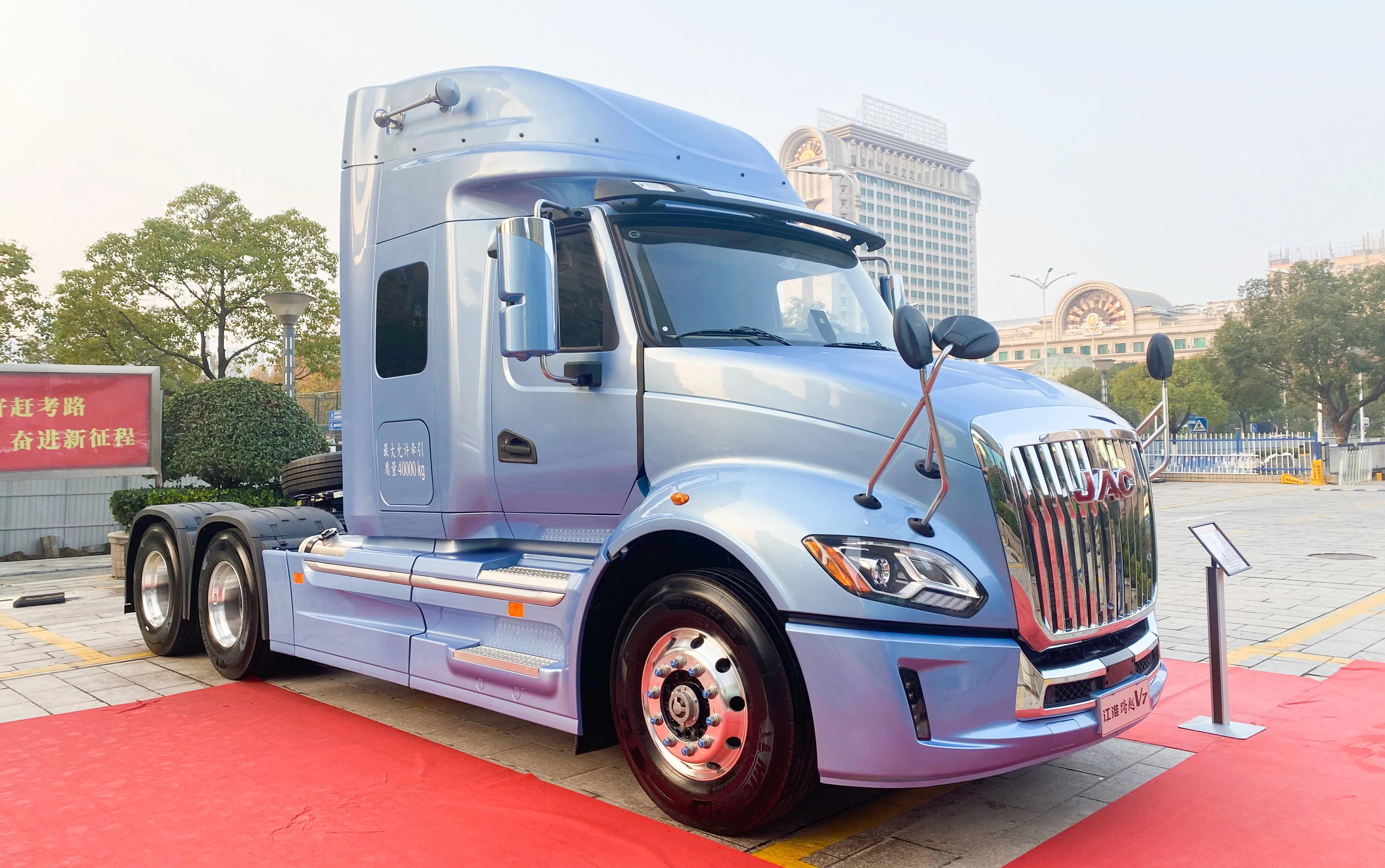 K7+V7+Q7合体 江淮重卡国六高端组合拳出击 - 第5张