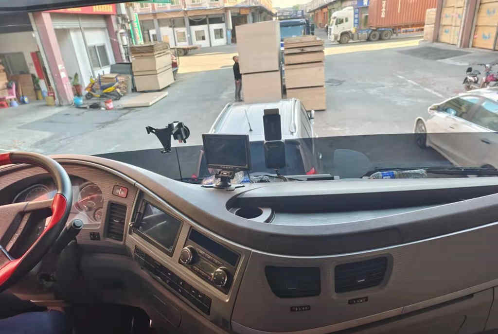 1700公里30小时 孙海伟夫妇与东风天龙KX的漫漫运输路 - 第6张 - 提加商用车网 1700公里30小时 孙海伟夫妇与东风天龙KX的漫漫运输路 - 第6张