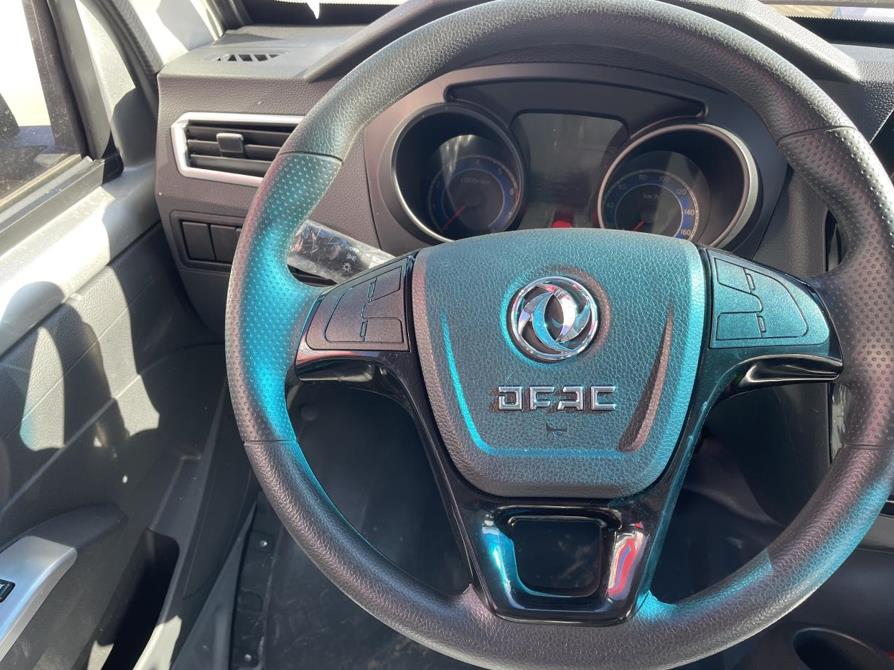 年轻人第一辆“发财车” ,双排座的东风途逸T3小卡实拍评测 - 第6张 - 提加商用车网 年轻人第一辆“发财车” ,双排座的东风途逸T3小卡实拍评测 - 第6张