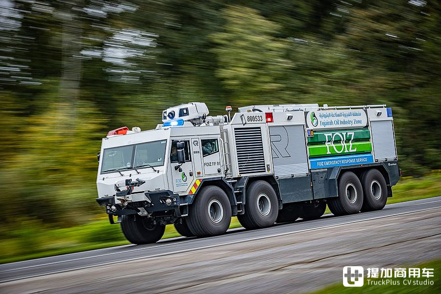 太脱拉X卢森宝亚，狮虎碰撞，性能强悍的卢森宝亚Tigon工业消防车实拍