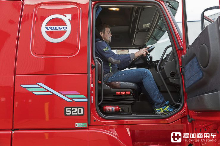 从第一代到第四代,沃尔沃FH16经历了怎样的进化升级?两代车型对比带您好好看看 - 第10张 - 提加商用车网 从第一代到第四代,沃尔沃FH16经历了怎样的进化升级?两代车型对比带您好好看看 - 第10张