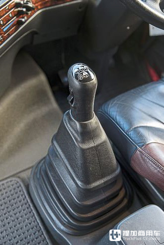 从第一代到第四代,沃尔沃FH16经历了怎样的进化升级?两代车型对比带您好好看看 - 第13张 - 提加商用车网 从第一代到第四代,沃尔沃FH16经历了怎样的进化升级?两代车型对比带您好好看看 - 第13张