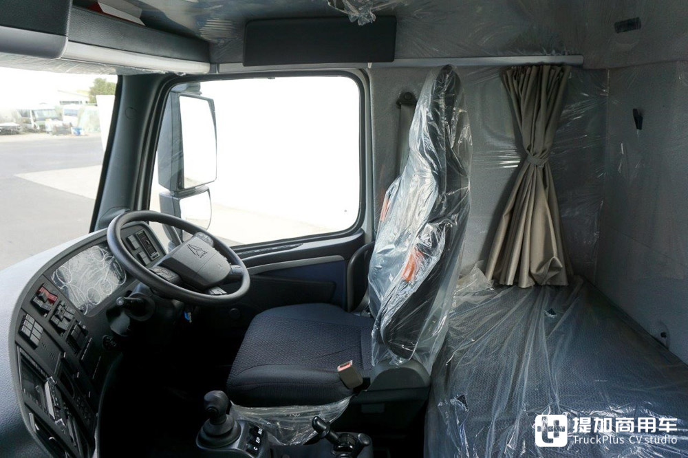 再带你看一款海外热销的国产卡车,出口澳洲的重汽豪沃T7H牵引车实拍 - 第13张 - 提加商用车网 再带你看一款海外热销的国产卡车,出口澳洲的重汽豪沃T7H牵引车实拍 - 第13张