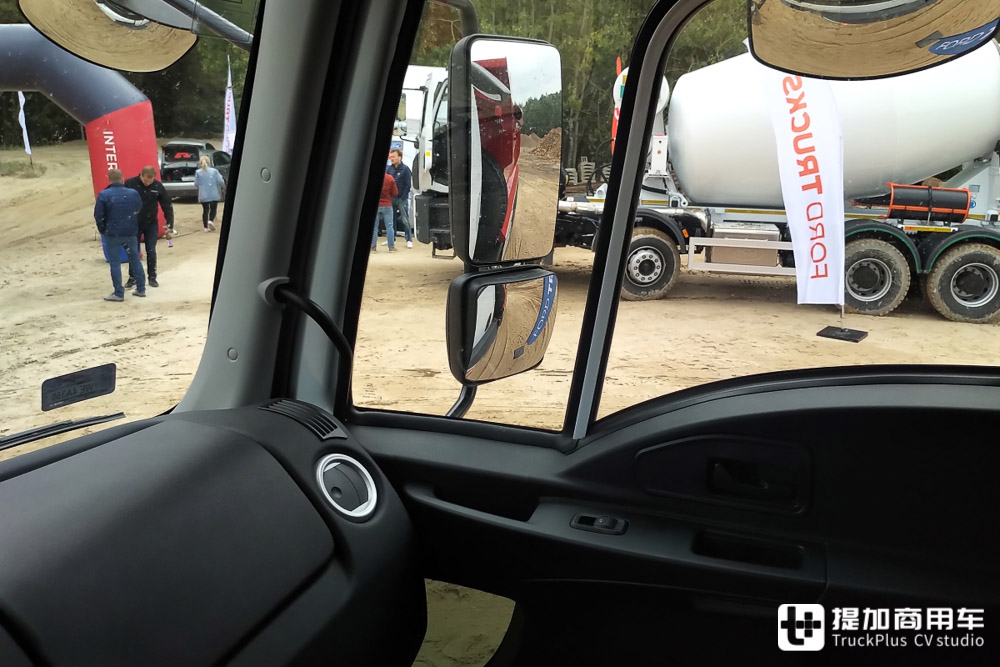 在欧洲走“廉价”路线福特Cargo自卸车,带您看看它的配置如何 - 第15张 - 提加商用车网 在欧洲走“廉价”路线福特Cargo自卸车,带您看看它的配置如何 - 第15张