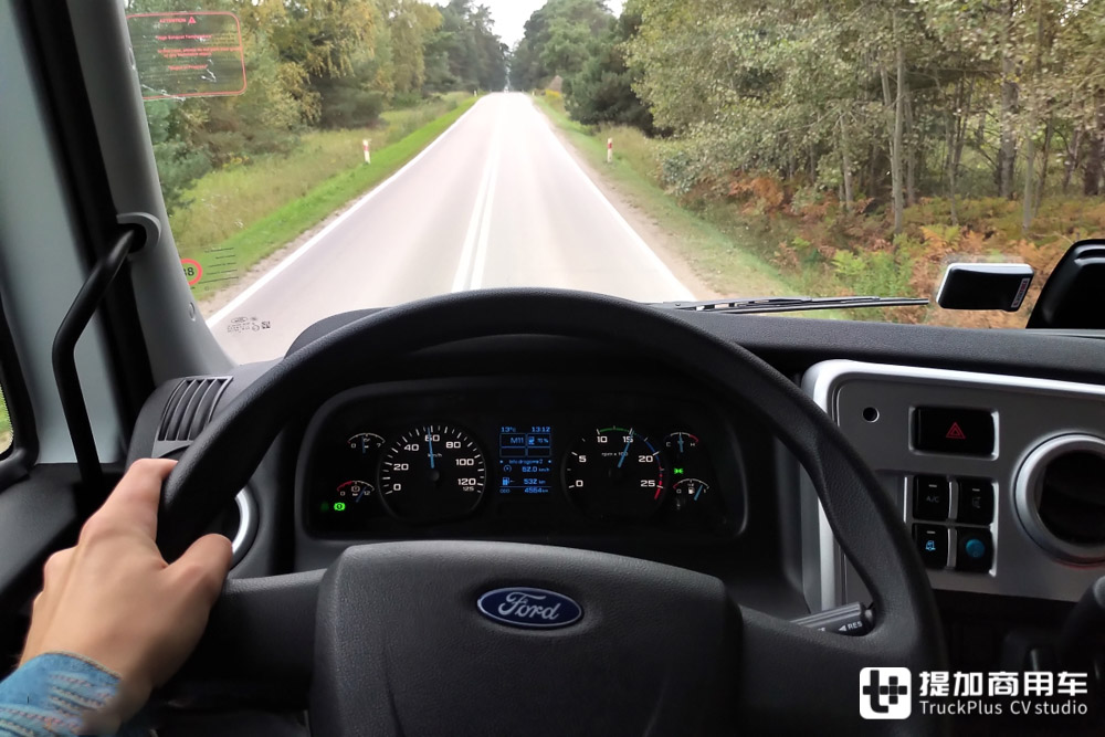 在欧洲走“廉价”路线福特Cargo自卸车,带您看看它的配置如何 - 第17张 - 提加商用车网 在欧洲走“廉价”路线福特Cargo自卸车,带您看看它的配置如何 - 第17张