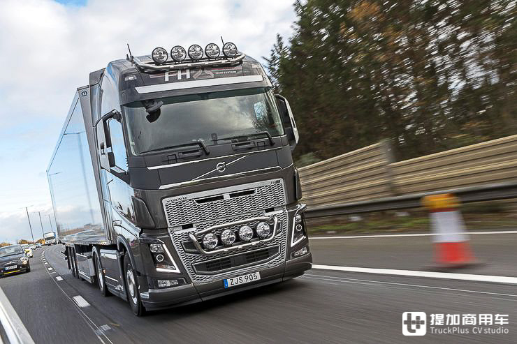 从第一代到第四代,沃尔沃FH16经历了怎样的进化升级?两代车型对比带您好好看看 - 第3张 - 提加商用车网 从第一代到第四代,沃尔沃FH16经历了怎样的进化升级?两代车型对比带您好好看看 - 第3张