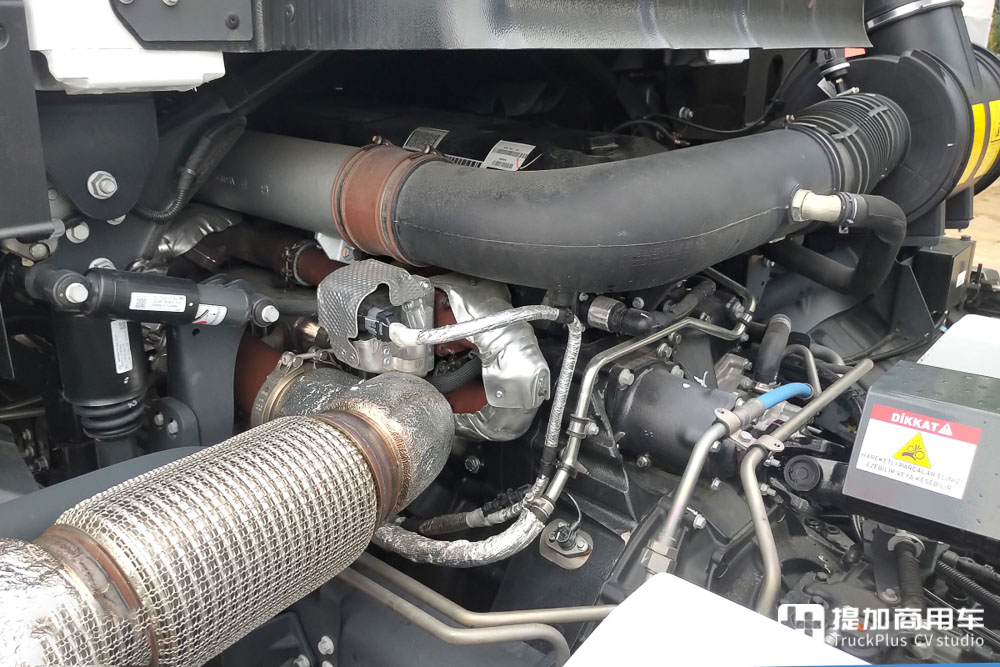 在欧洲走“廉价”路线福特Cargo自卸车,带您看看它的配置如何 - 第5张 - 提加商用车网 在欧洲走“廉价”路线福特Cargo自卸车,带您看看它的配置如何 - 第5张