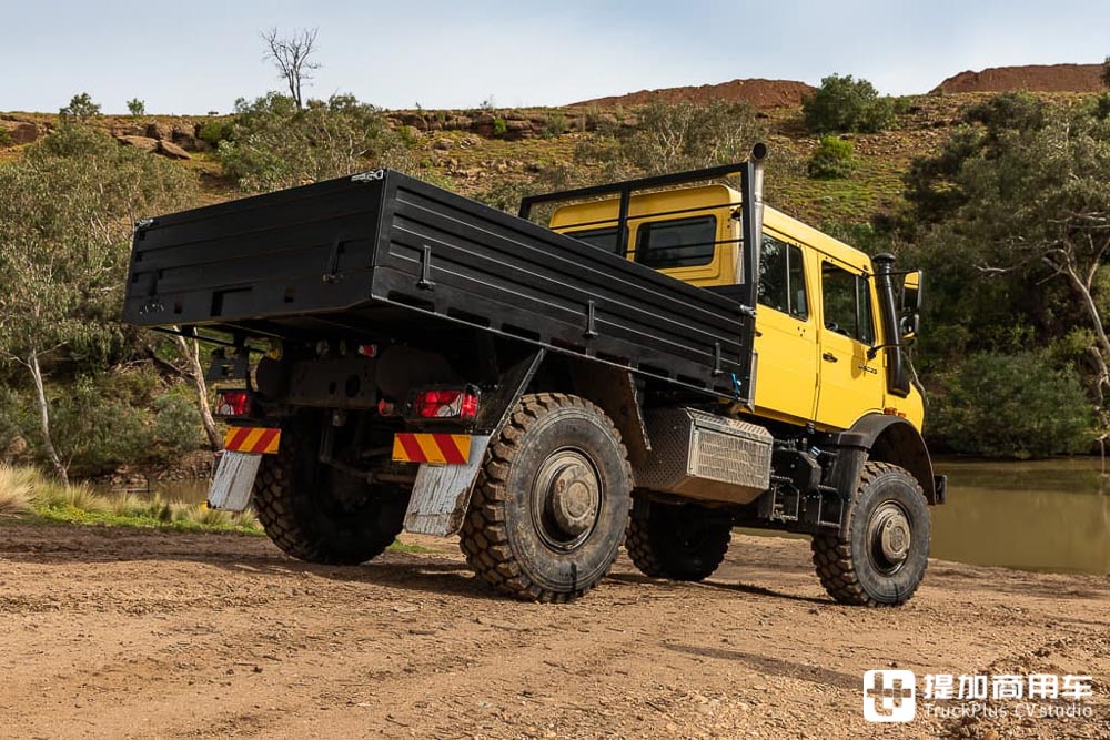 越野之王历久弥新,奔驰乌尼莫克U 5023实拍测试 - 第6张 - 提加商用车网 越野之王历久弥新,奔驰乌尼莫克U 5023实拍测试 - 第6张