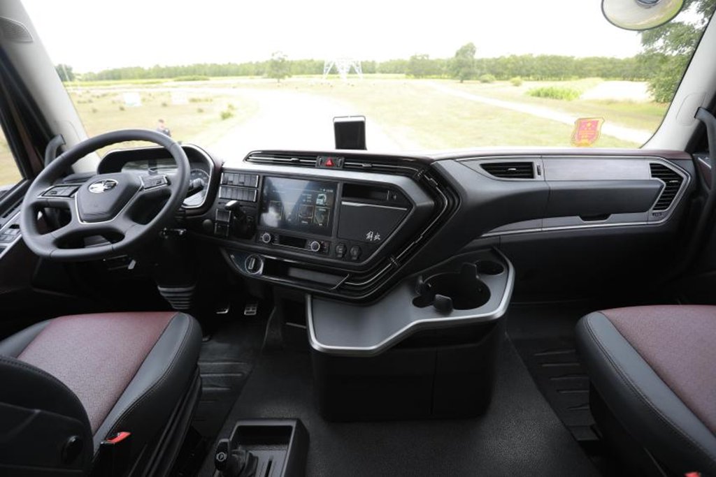 畅享其乘,大有可为——一汽解放J6V上市发布 - 第6张 - 提加商用车网 畅享其乘,大有可为——一汽解放J6V上市发布 - 第6张