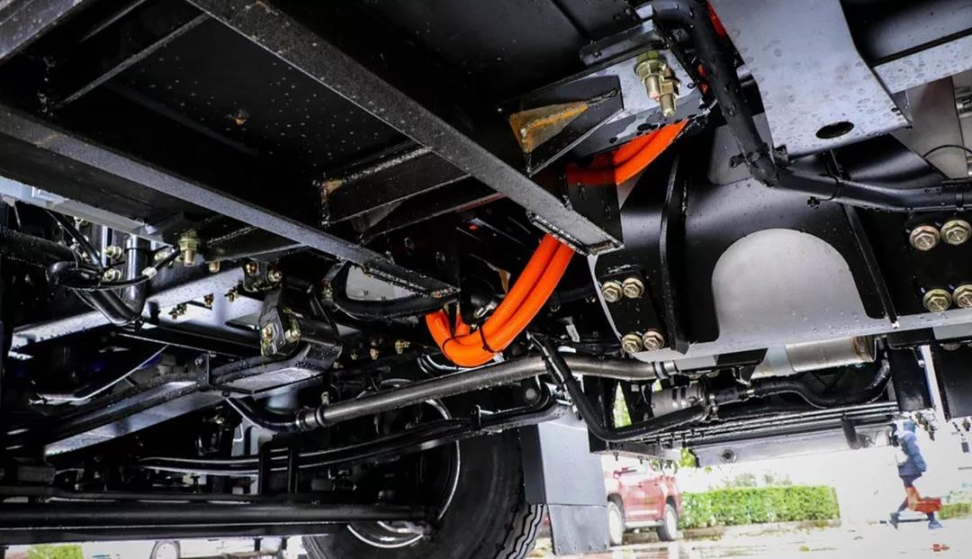 “氢”赛道,就看上汽红岩氢能重卡! - 第4张 - 提加商用车网 “氢”赛道,就看上汽红岩氢能重卡! - 第4张