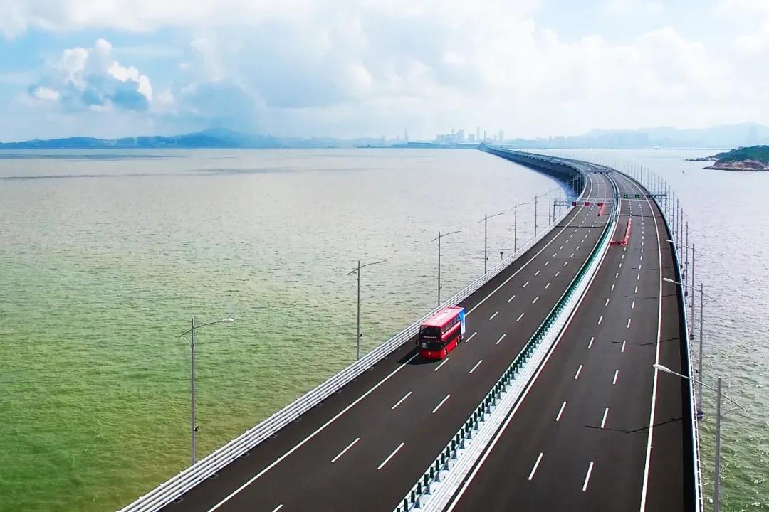 扬帆远航大湾区 格力钛“乐游巴士”奏响新年乐曲 - 第4张