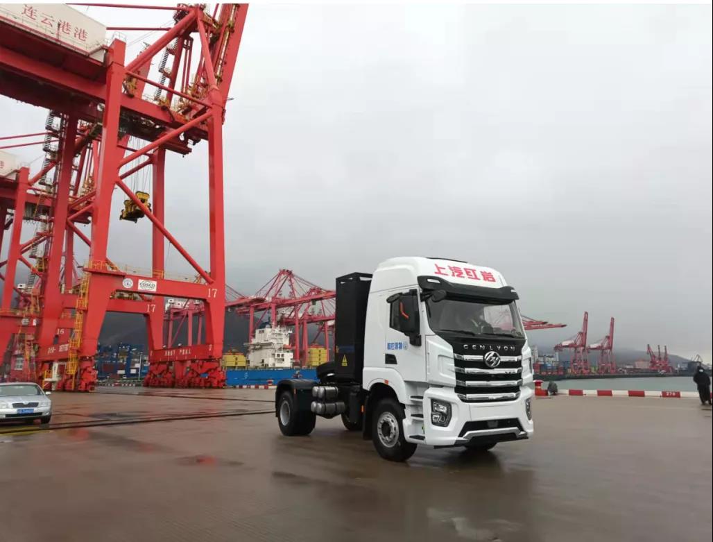 助力绿色港口建设 新年首批上汽红岩充换一体纯电动重卡在连云港交付 - 第5张 - 提加商用车网 助力绿色港口建设 新年首批上汽红岩充换一体纯电动重卡在连云港交付 - 第5张