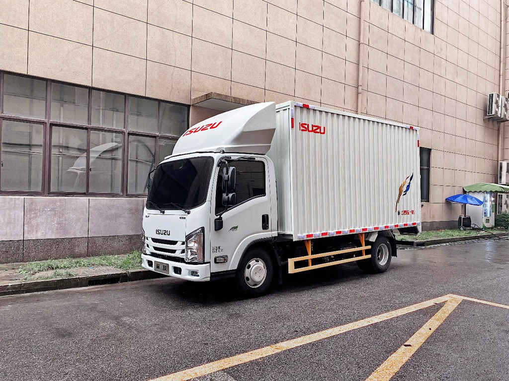 凭实力获殊荣 江西五十铃翼放轻卡再次荣获双项大奖 - 第2张 - 提加商用车网 凭实力获殊荣 江西五十铃翼放轻卡再次荣获双项大奖 - 第2张