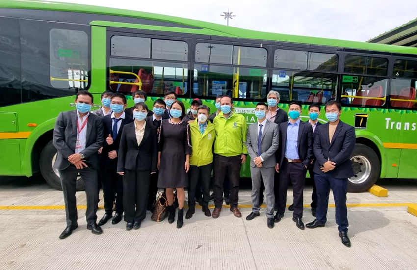 比亚迪最大海外纯电动大巴订单在波哥大开始首批交付运营