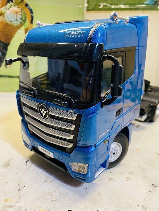 售价不高，做工还不错的卡车模型之一：福田欧曼EST LNG牵引车模型实拍 - 第5张