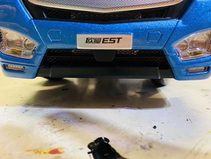 售价不高，做工还不错的卡车模型之一：福田欧曼EST LNG牵引车模型实拍 - 第12张