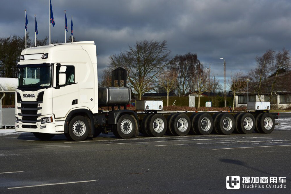 12x12,带您见识太脱拉军用卡车底盘的最强战力 - 第1张 - 提加商用车网 12x12,带您见识太脱拉军用卡车底盘的最强战力 - 第1张