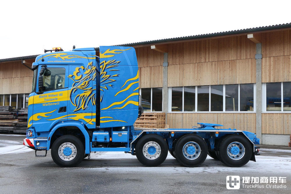 紧凑8x6驱动,超短轴距特适合山路,这辆斯堪尼亚650 S XT大件车真不一样 - 第10张 - 提加商用车网 紧凑8x6驱动,超短轴距特适合山路,这辆斯堪尼亚650 S XT大件车真不一样 - 第10张