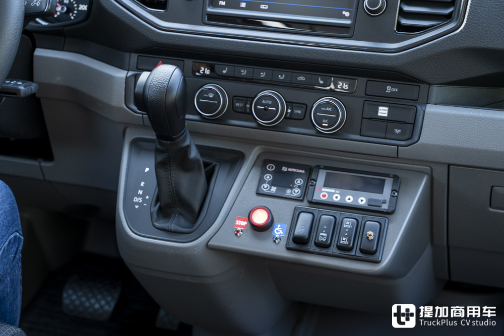 曼恩TGE的客运车型,更适合窄巷行驶, TGE City实力几何? - 第12张 - 提加商用车网 曼恩TGE的客运车型,更适合窄巷行驶, TGE City实力几何? - 第12张