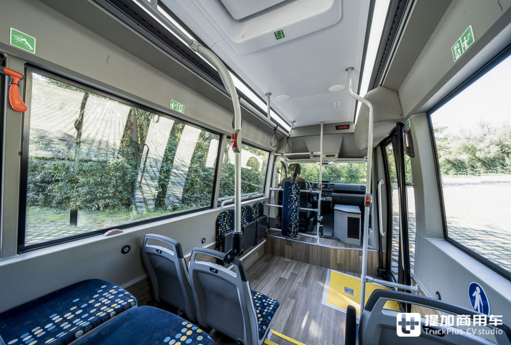 曼恩TGE的客运车型,更适合窄巷行驶, TGE City实力几何? - 第13张 - 提加商用车网 曼恩TGE的客运车型,更适合窄巷行驶, TGE City实力几何? - 第13张