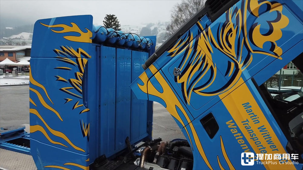 紧凑8x6驱动,超短轴距特适合山路,这辆斯堪尼亚650 S XT大件车真不一样 - 第13张 - 提加商用车网 紧凑8x6驱动,超短轴距特适合山路,这辆斯堪尼亚650 S XT大件车真不一样 - 第13张