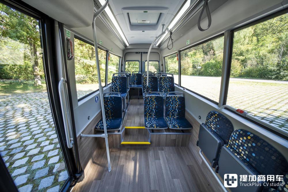 曼恩TGE的客运车型,更适合窄巷行驶, TGE City实力几何? - 第14张 - 提加商用车网 曼恩TGE的客运车型,更适合窄巷行驶, TGE City实力几何? - 第14张