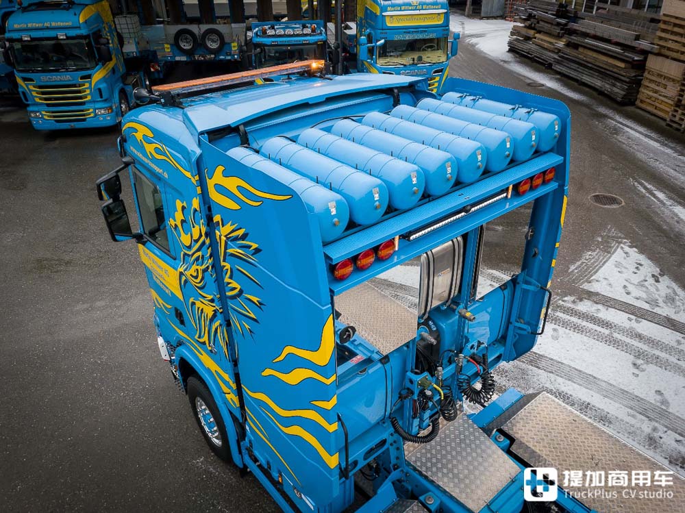 紧凑8x6驱动,超短轴距特适合山路,这辆斯堪尼亚650 S XT大件车真不一样 - 第16张 - 提加商用车网 紧凑8x6驱动,超短轴距特适合山路,这辆斯堪尼亚650 S XT大件车真不一样 - 第16张